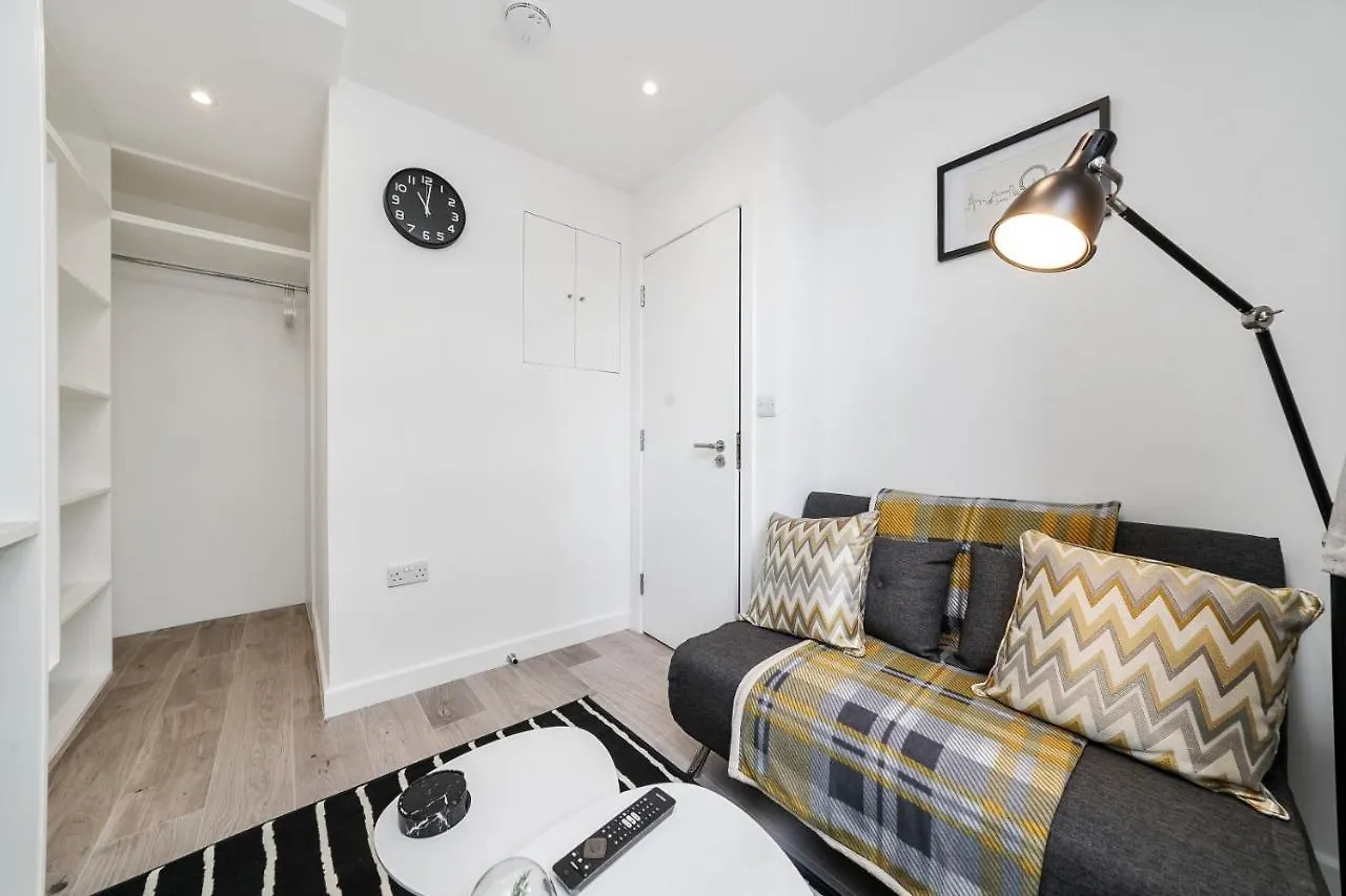 Cosy Apartment In The Heart Of The City London